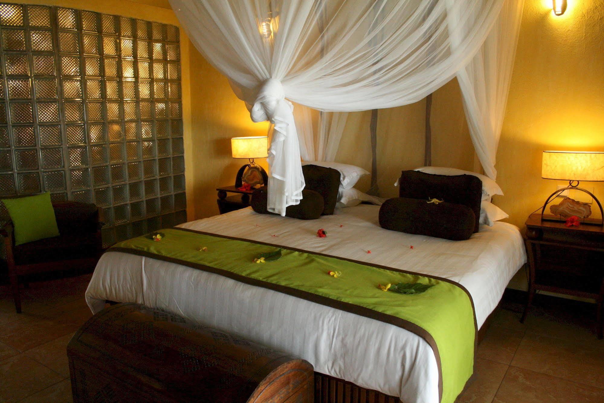 Nosy Be Hotel & Spa Ambaro Εξωτερικό φωτογραφία